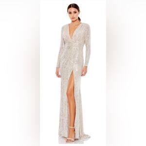 Ieena for Mac Duggal Long sleeved sequined evening gown ruched waist Size 2